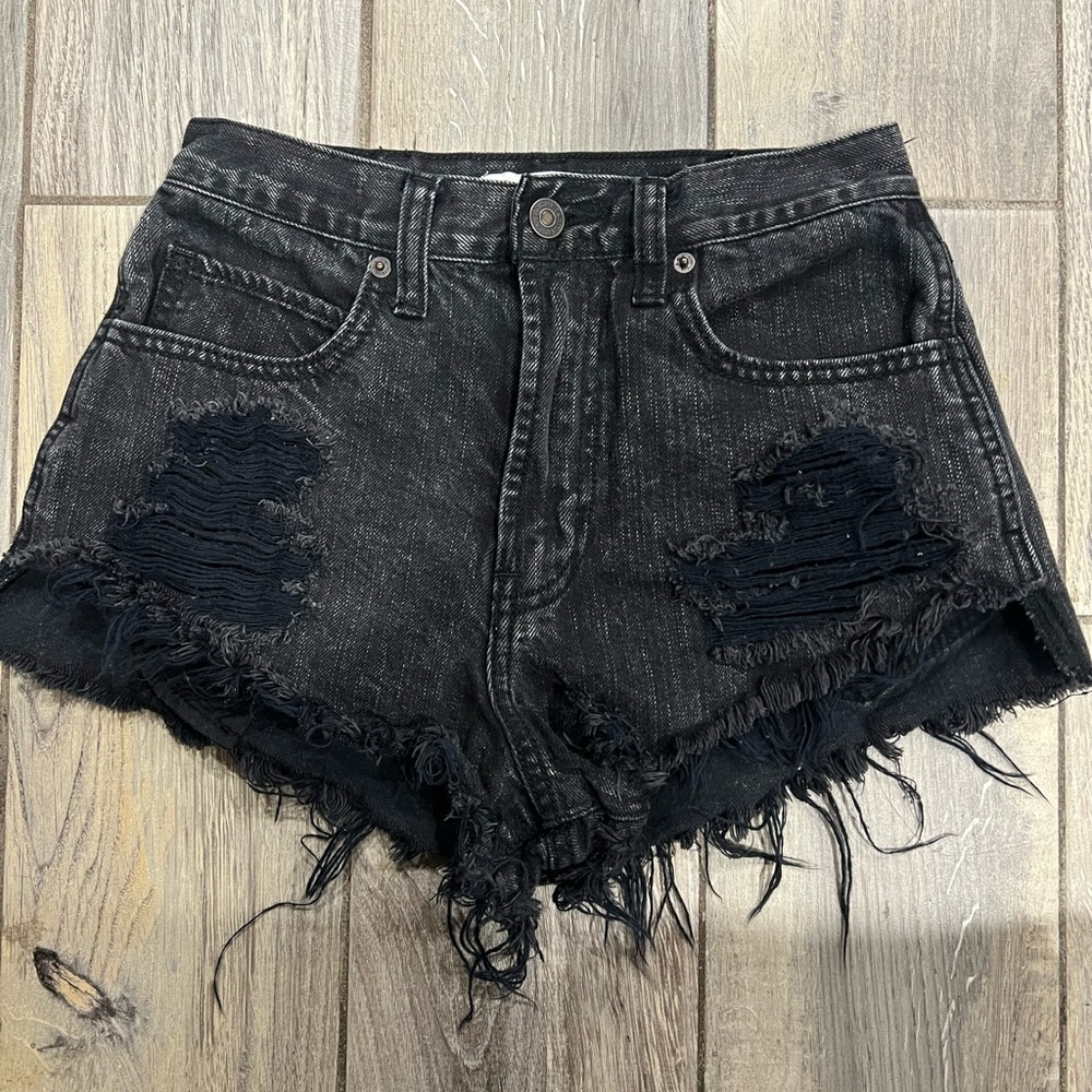 Abercrombie & Fitch Black Frayed Jean Shorts Goth Grunge Vibes EUC Size 00 24